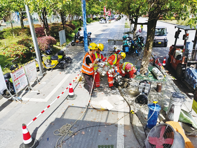  成安UV-CIPP紫外光固化修复